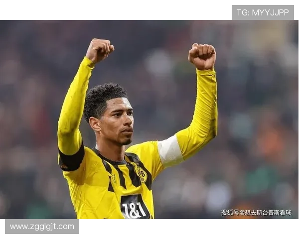 贝林厄姆中场到影锋的位置变化与战术转型逻辑解析 贝林厄姆中场到影锋的位置变化与战术转型逻辑解析