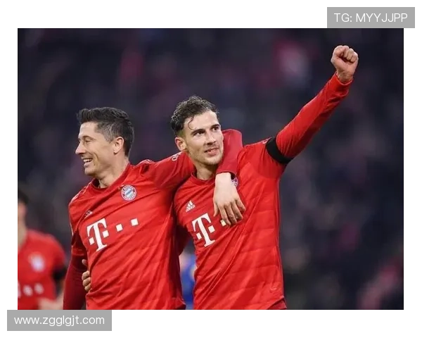 尼科·威廉斯无球跑动与纵深冲击的战术价值解析 尼科·威廉斯无球跑动与纵深冲击的战术价值解析